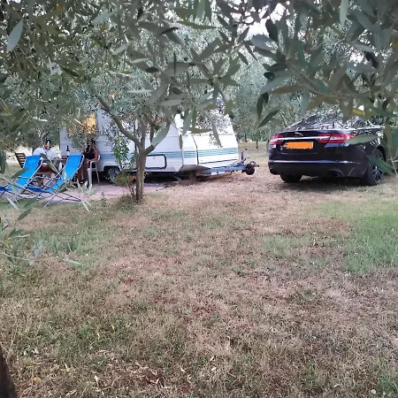 Campingplads Jacuzy Camper Lilou A'marie Pula