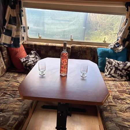 Jacuzy Camper Lilou A'marie Campingplads *