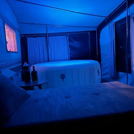 Campingplads Jacuzy Camper Lilou A'marie