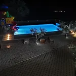 Jacuzi In The Olive Grove Camping Pula