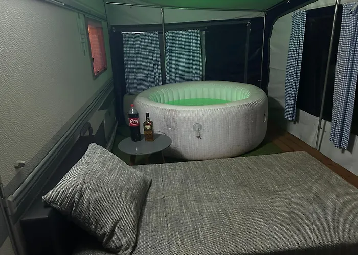 Jacuzi In The Olive Grove Camping *